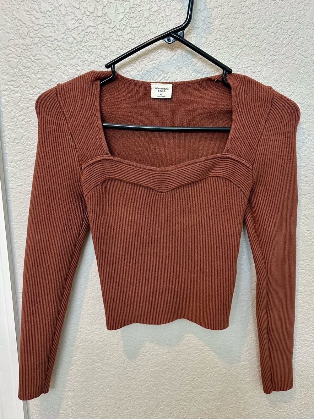 Abercrombie & Fitch Rust Square-Neck Ribbed Long-Sleeve Top